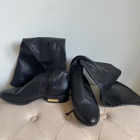 GUESS Knee High Boots - Picture 1 of 3